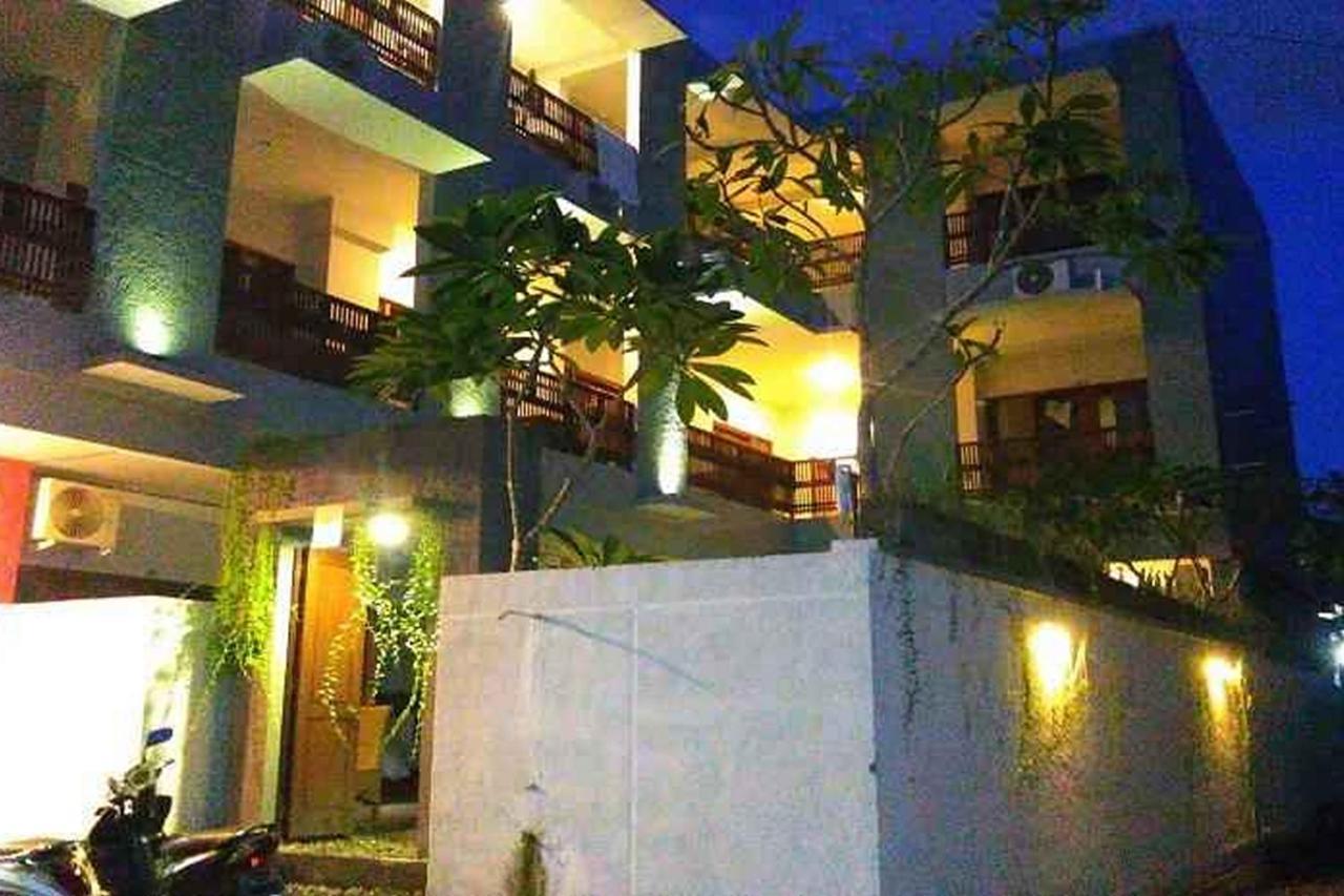 Reddoorz At Kerobokan Seminyak 2 エクステリア 写真