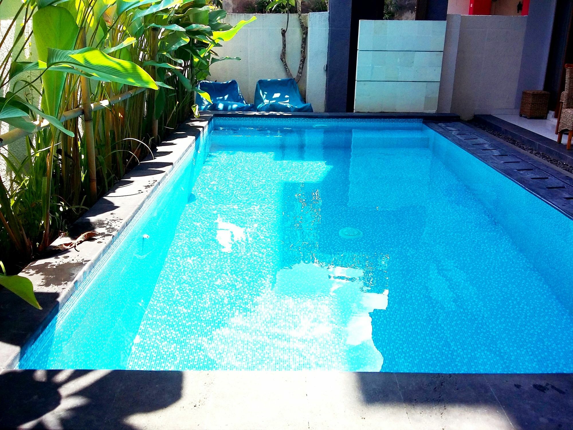 Reddoorz At Kerobokan Seminyak 2 エクステリア 写真