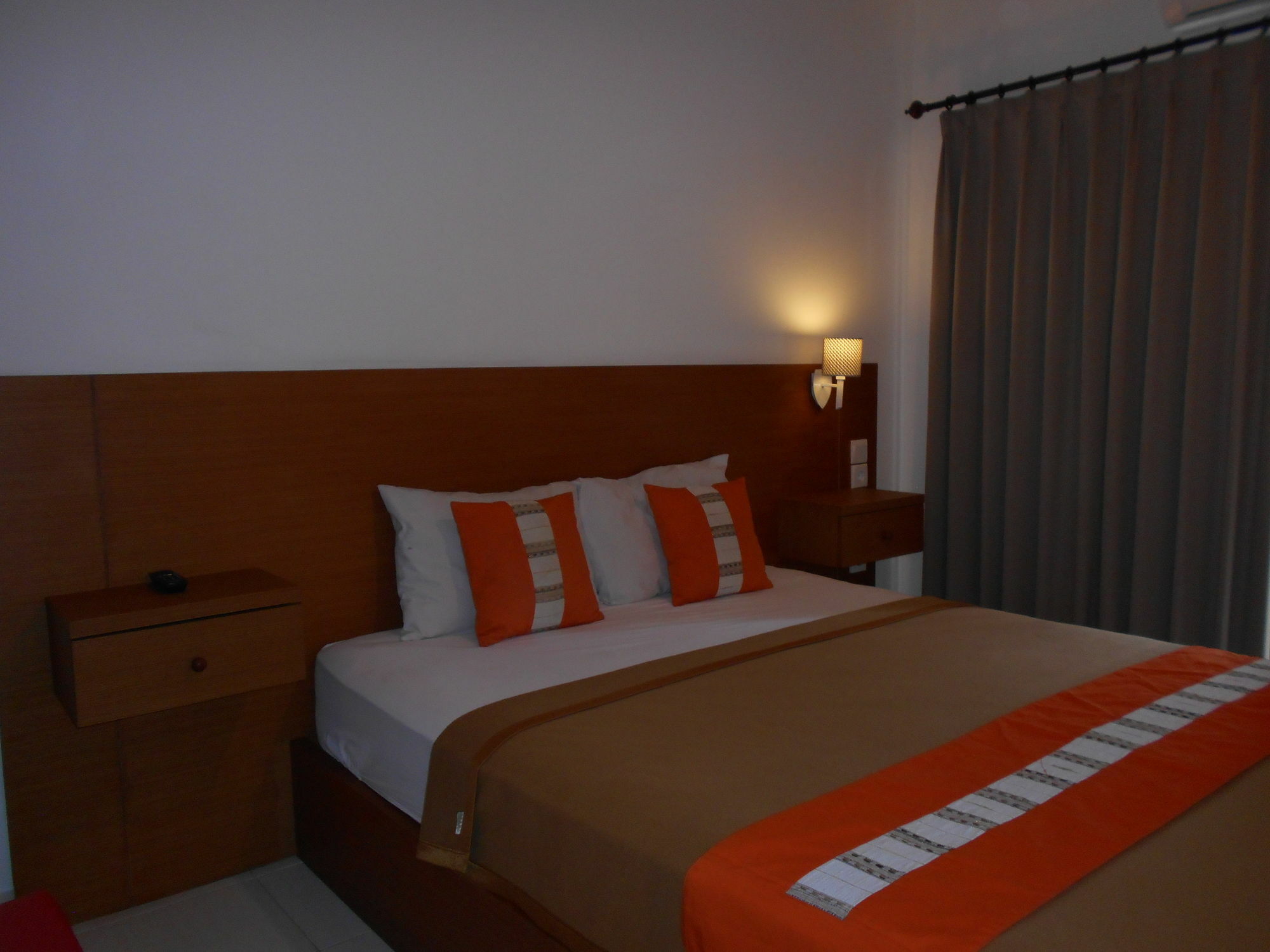 Reddoorz At Kerobokan Seminyak 2 エクステリア 写真