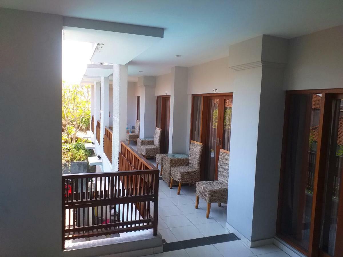 Reddoorz At Kerobokan Seminyak 2 エクステリア 写真